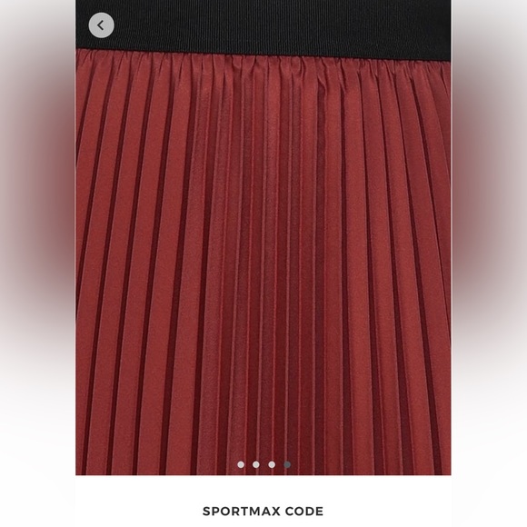 SOLD! on Ebay SportMax|Code MaxMara Label-cat Pleated Skirt.Size:IT40 US4/6. - Picture 7 of 14